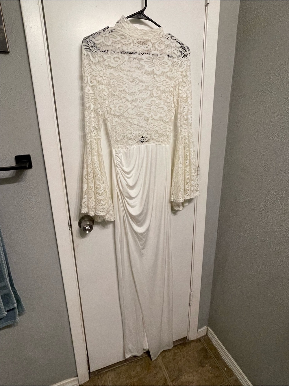 Club L London Cream Lace Maxi Dress